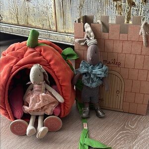 MAILEG Bunny Prince and Princess with Pumpkin Carriage